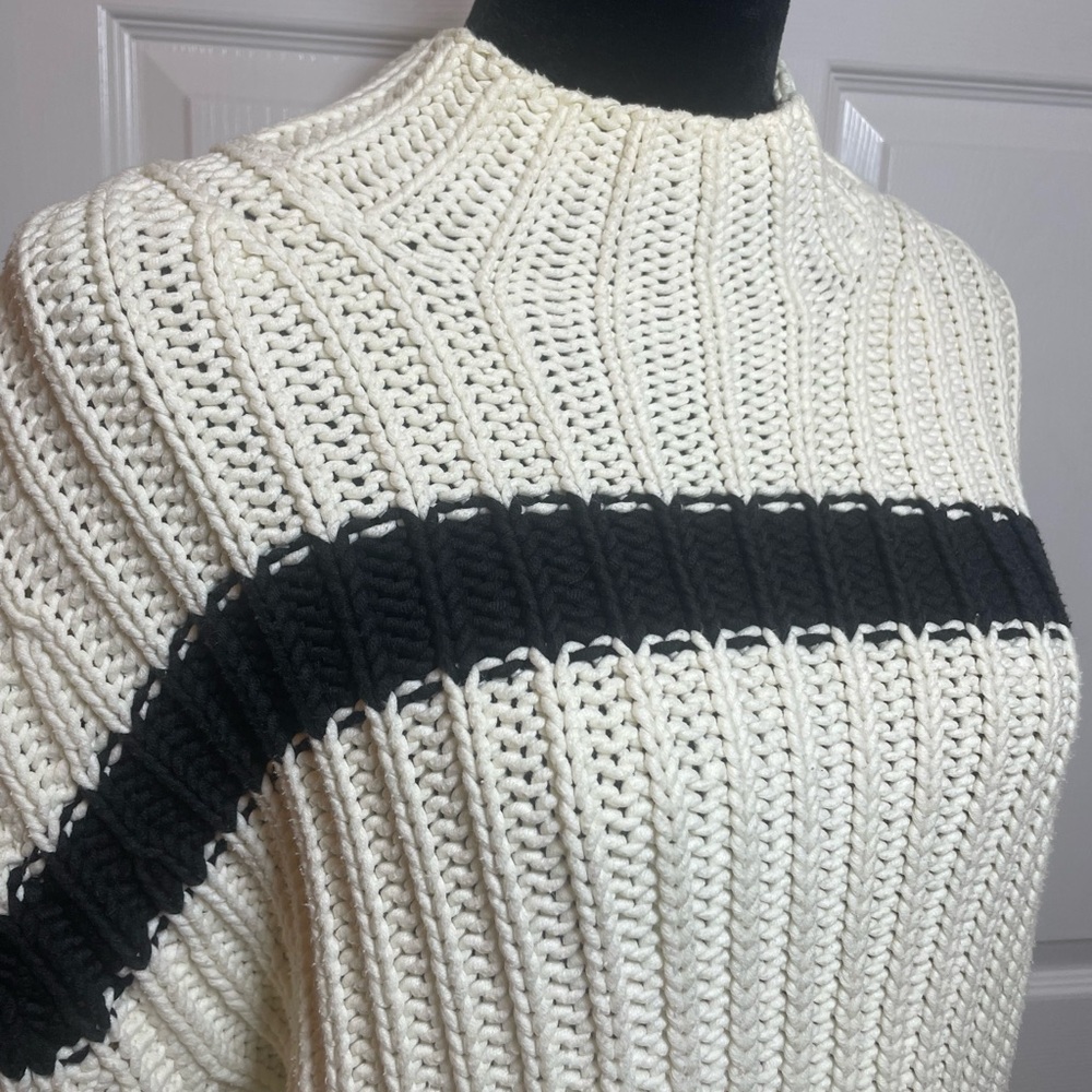 Vintage Tommy Hilfiger Womens XL Turtleneck Sweater Retro Chunky Knit